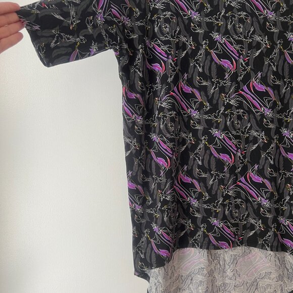Lularoe Disney Maleficent Shirt Halloween Witch Size XS - Picture 3 of 13